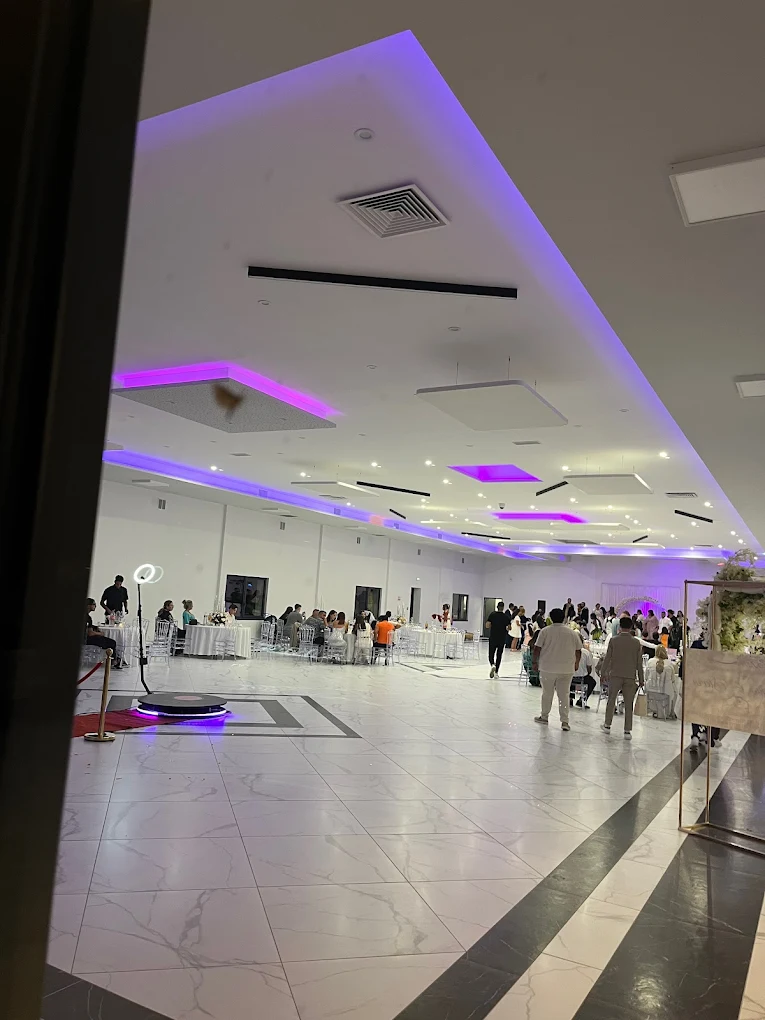 Soirée éclairage LED violet