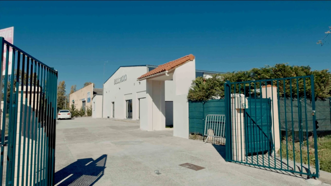 Façade vue de côté