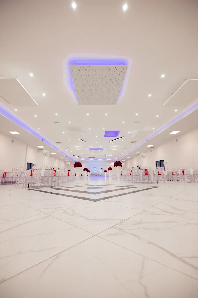 Détail décoration plafond